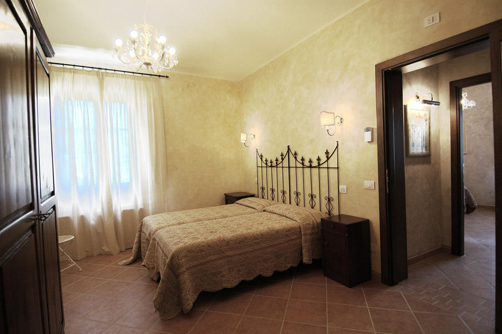 Azienda Agricola Ed Agrituristica Cafaggio Βίλα Σαν Μινιάτο Δωμάτιο φωτογραφία