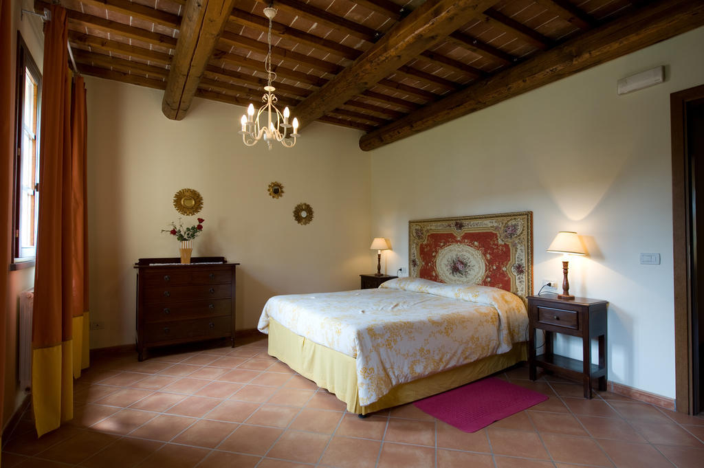 Azienda Agricola Ed Agrituristica Cafaggio Βίλα Σαν Μινιάτο Δωμάτιο φωτογραφία